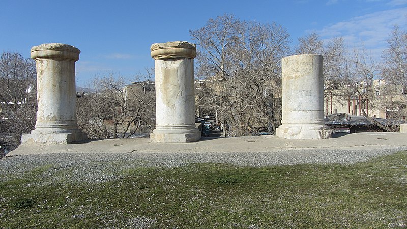 معبد آناهیتا کرمانشاه